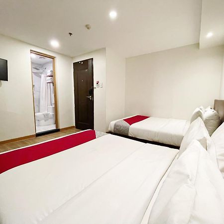 Airo Hotel Manila Esterno foto