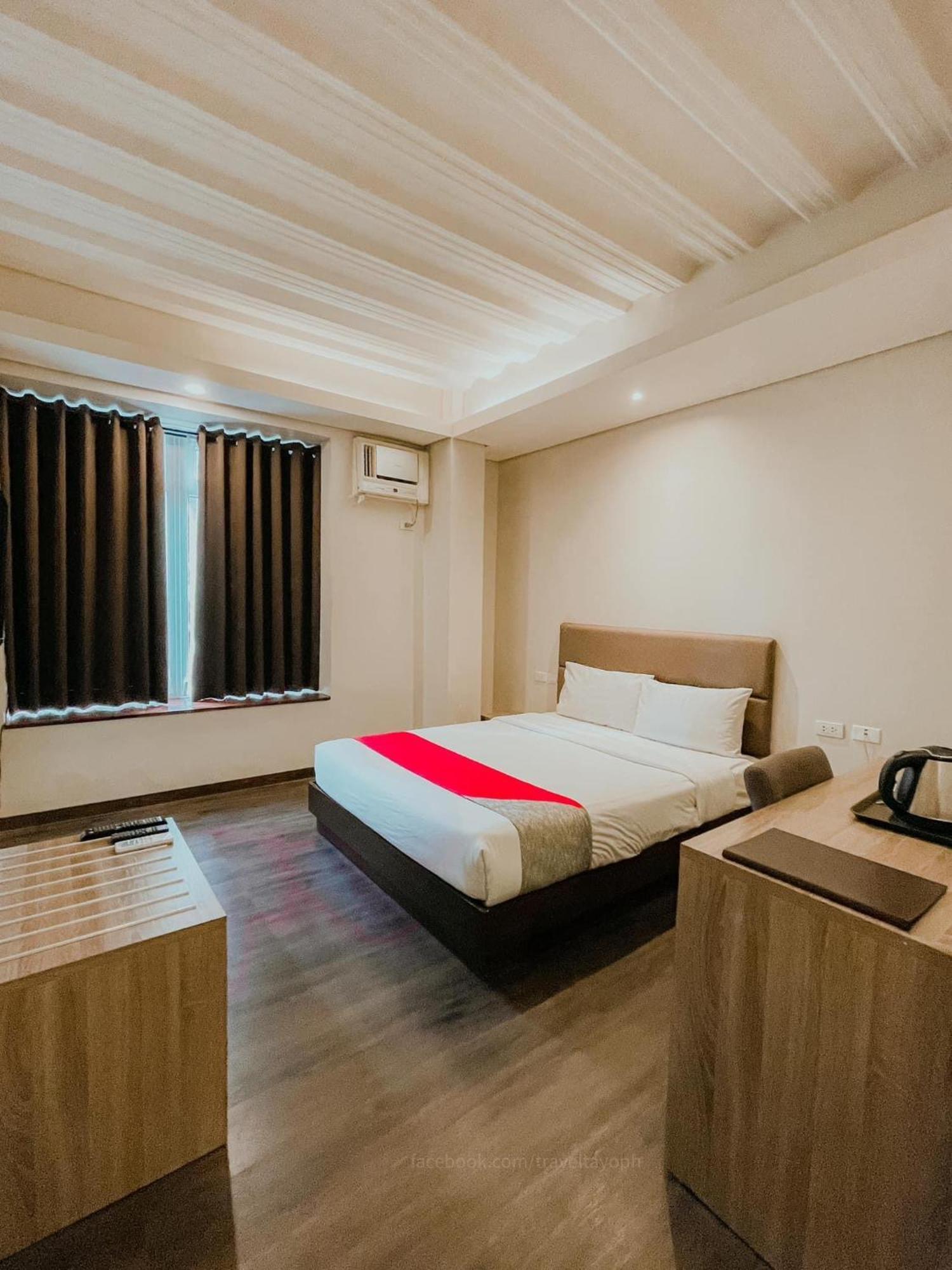 Airo Hotel Manila Esterno foto