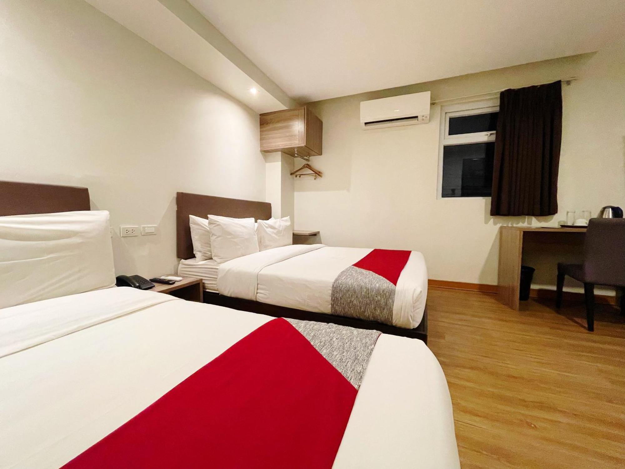 Airo Hotel Manila Esterno foto
